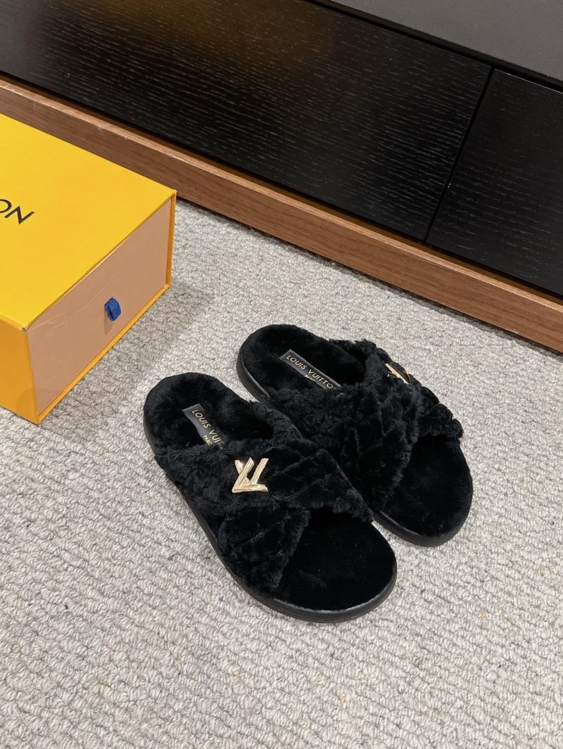 Louis Vuitton Slippers